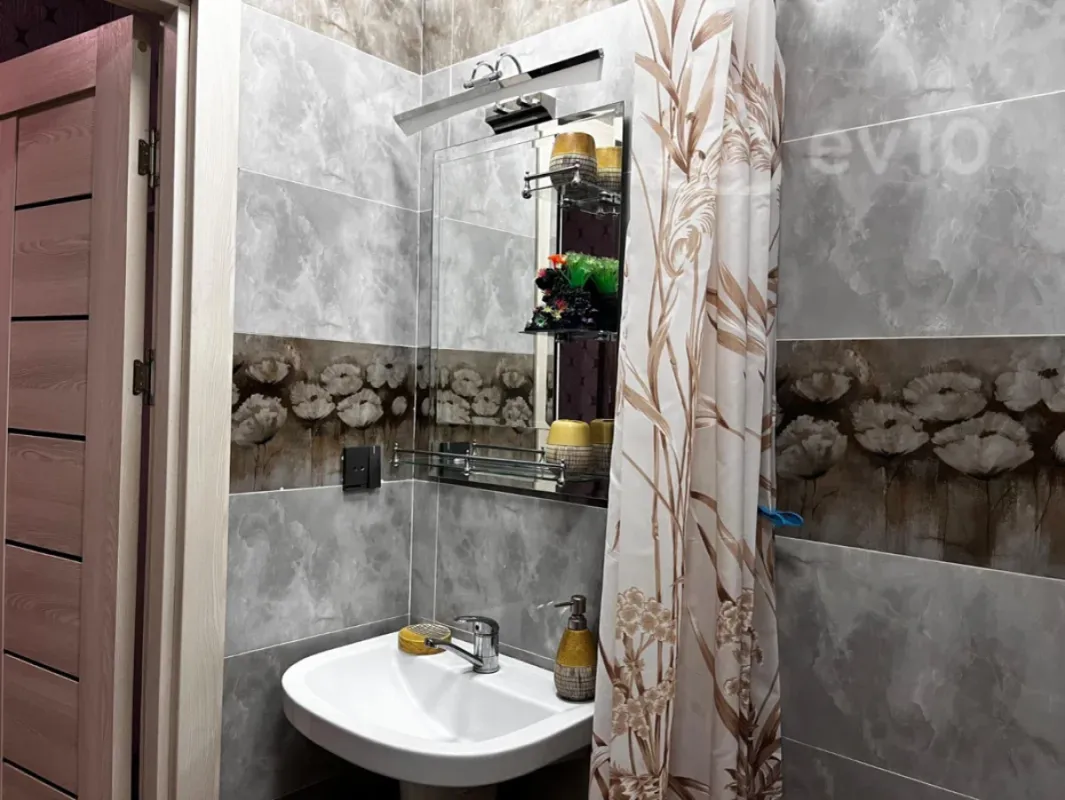 Kirayə verilir 2 otaqlı yeni tikili 85 m²