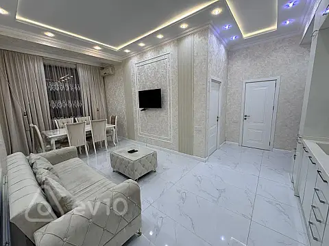 Kirayə verilir 2 otaqlı yeni tikili 65 m²