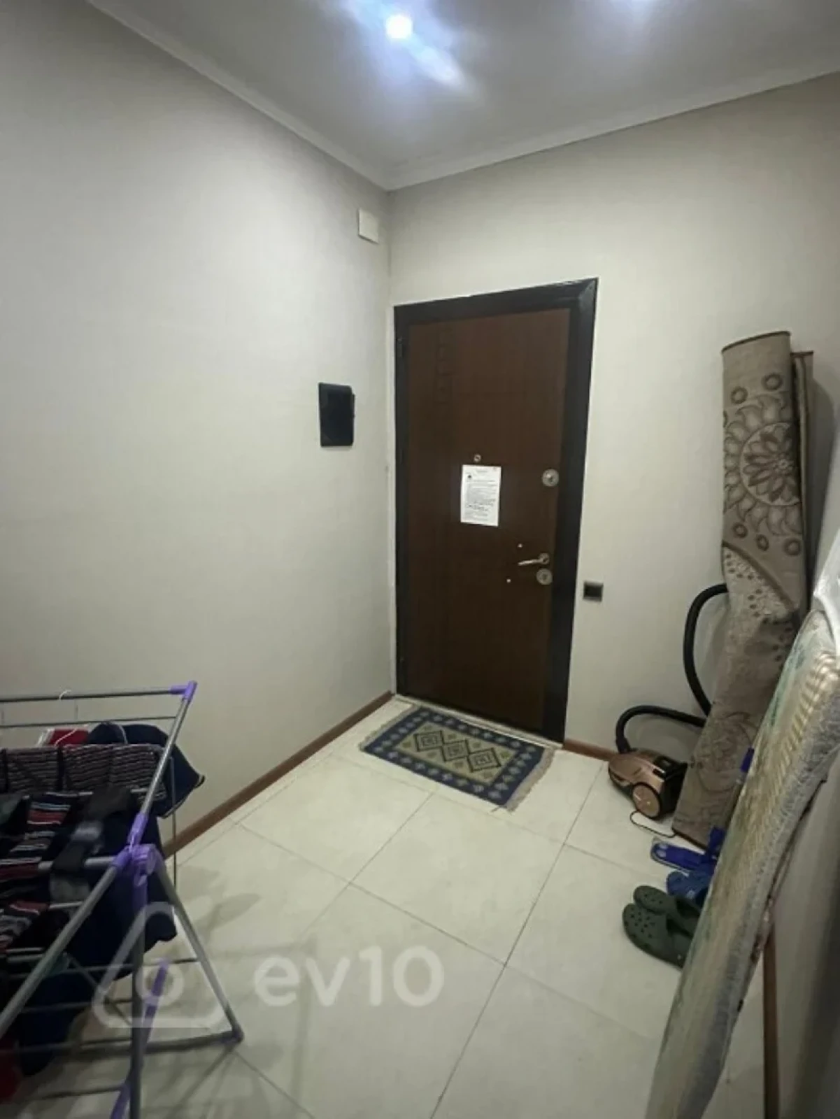 Kirayə verilir 2 otaqlı yeni tikili 78 m²