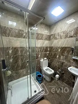 Kirayə verilir 2 otaqlı yeni tikili 78 m²