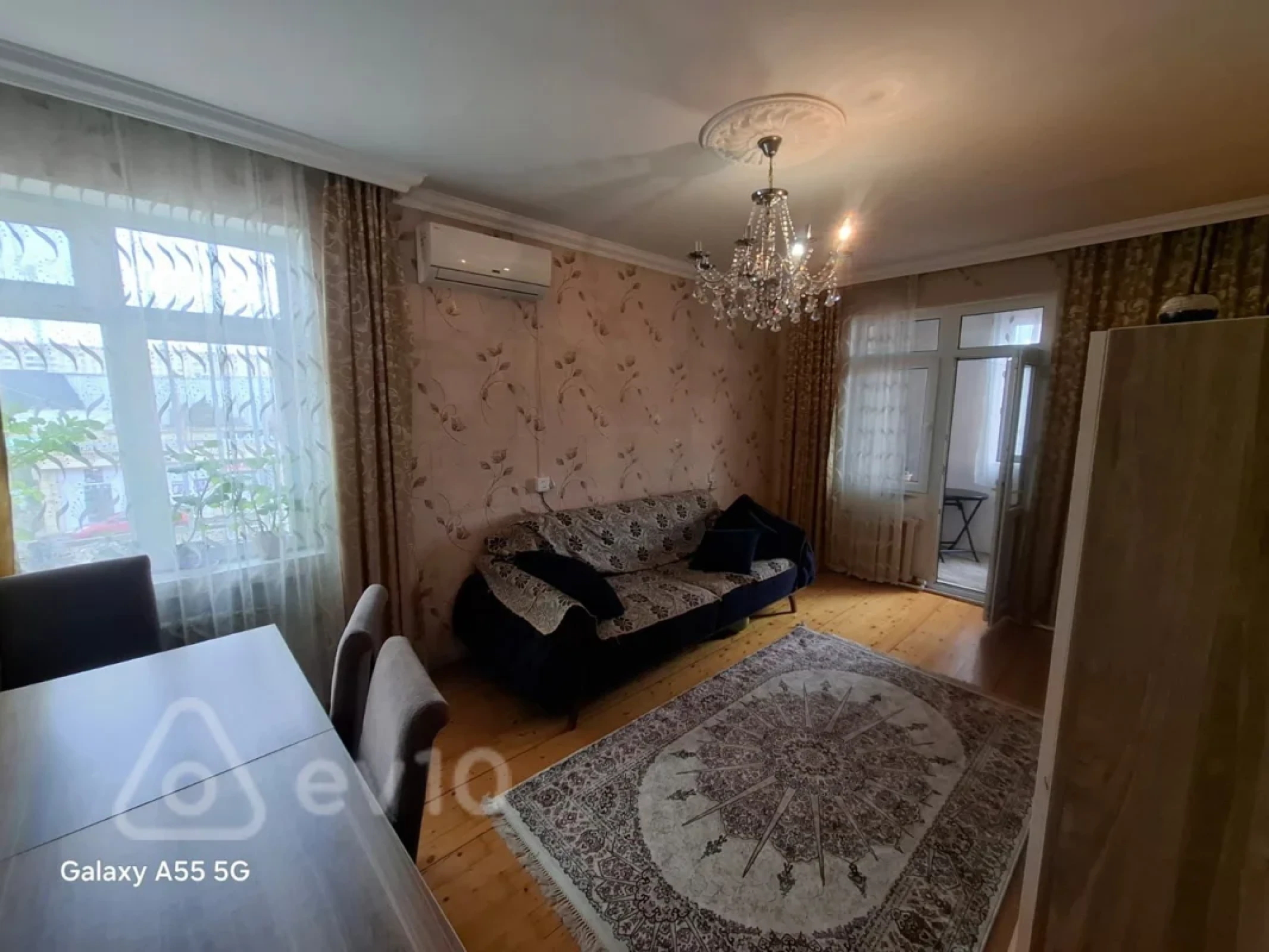 Satılır 2 otaqlı köhnə tikili 58 m²