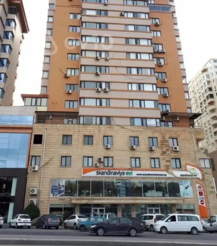 Kirayə verilir 3 otaqlı yeni tikili 150 m²