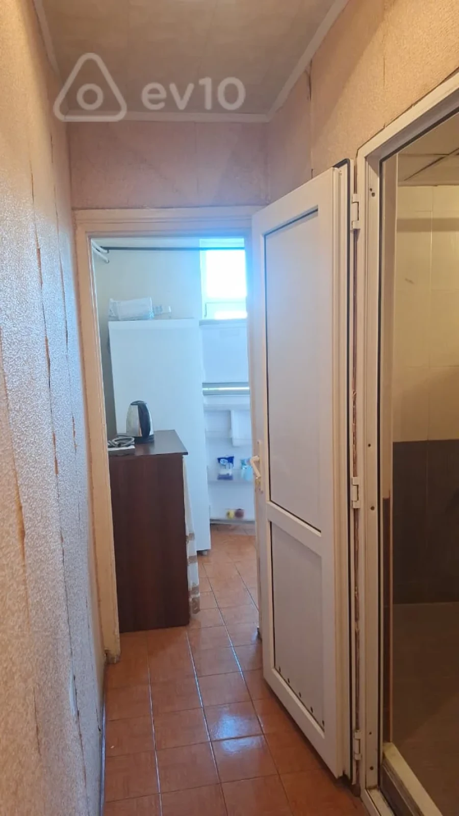 Kirayə verilir 2 otaqlı köhnə tikili 55 m²