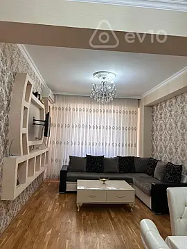 Kirayə verilir 2 otaqlı yeni tikili 106 m²