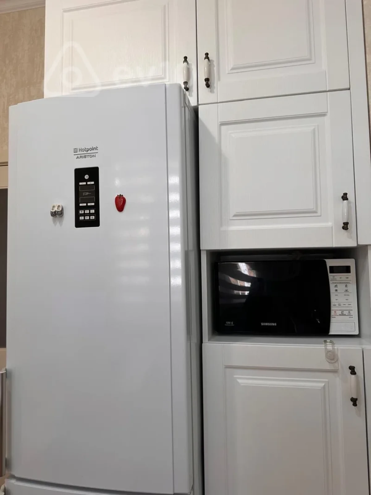 Kirayə verilir 2 otaqlı yeni tikili 106 m²