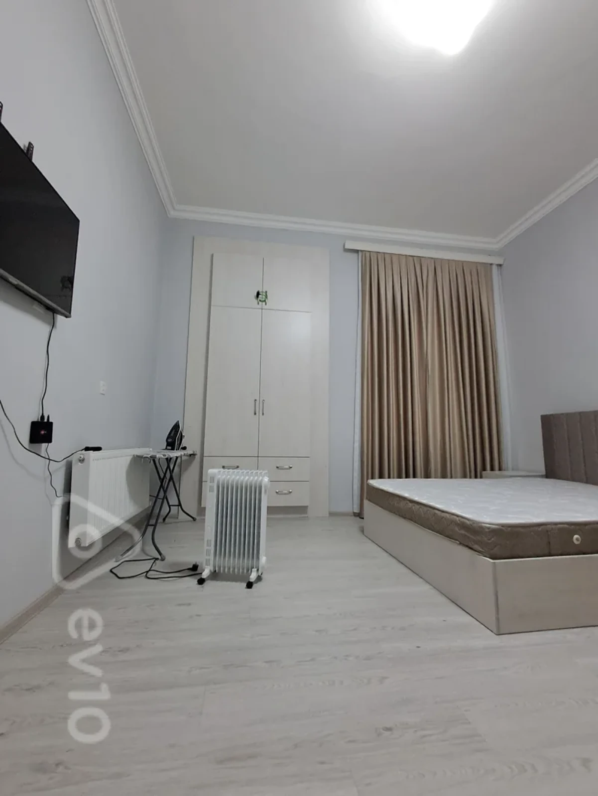 Kirayə verilir 1 otaqlı köhnə tikili 35 m²