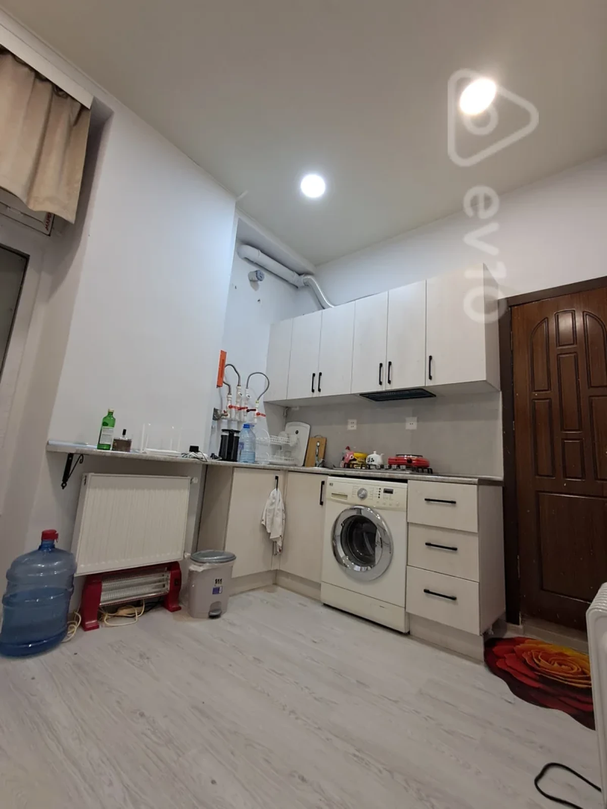 Kirayə verilir 1 otaqlı köhnə tikili 35 m²