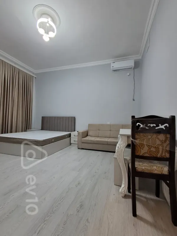 Kirayə verilir 1 otaqlı köhnə tikili 35 m²