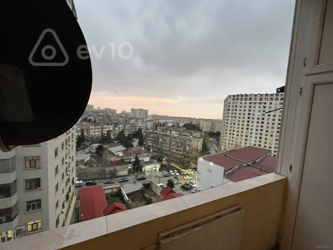 Satılır 3 otaqlı yeni tikili 90 m²