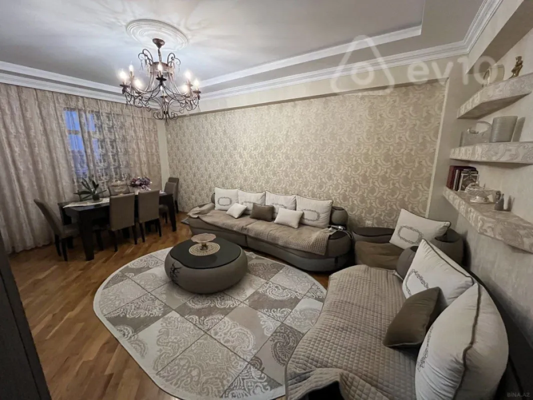 Satılır 3 otaqlı yeni tikili 90 m²