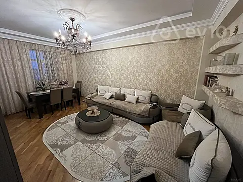 Satılır 3 otaqlı yeni tikili 90 m²