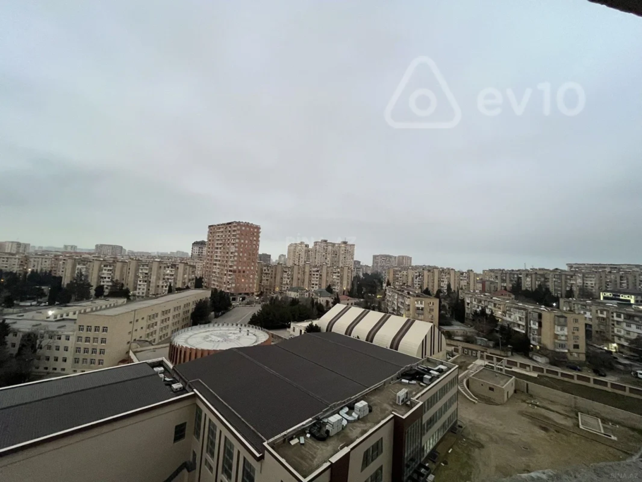 Satılır 3 otaqlı yeni tikili 90 m²