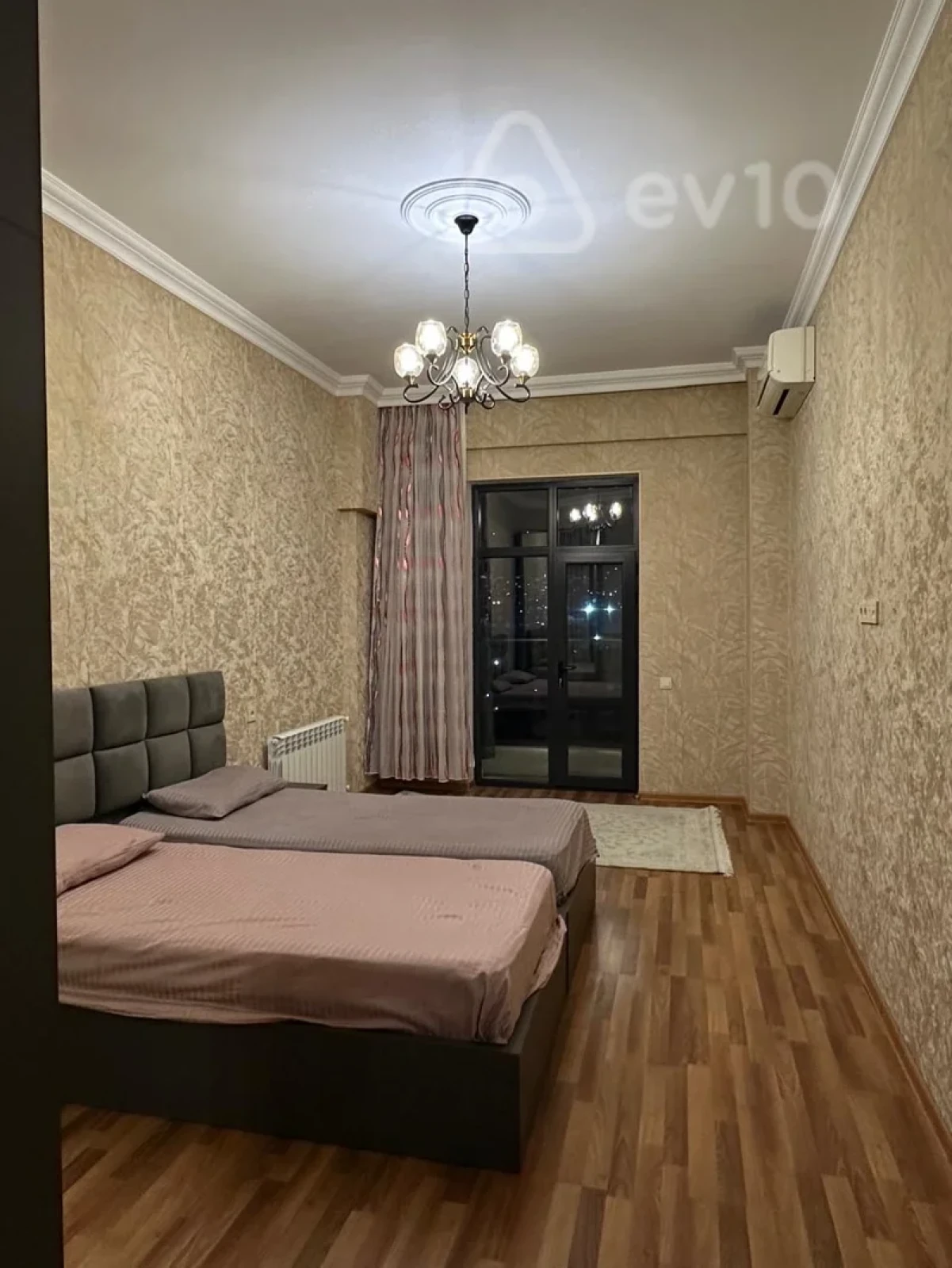 Kirayə verilir 2 otaqlı yeni tikili 98 m²