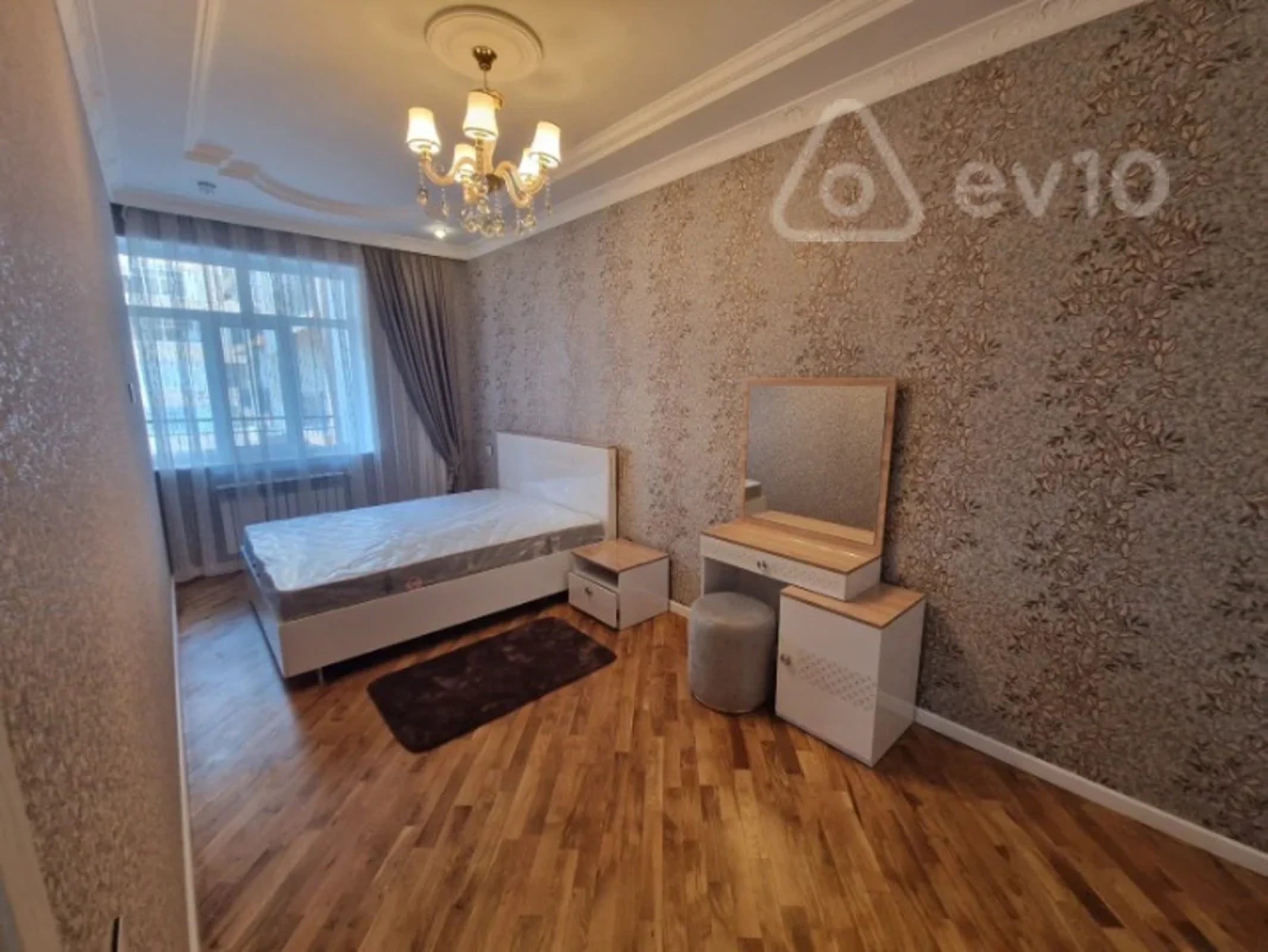 Kirayə verilir 2 otaqlı yeni tikili 70 m²