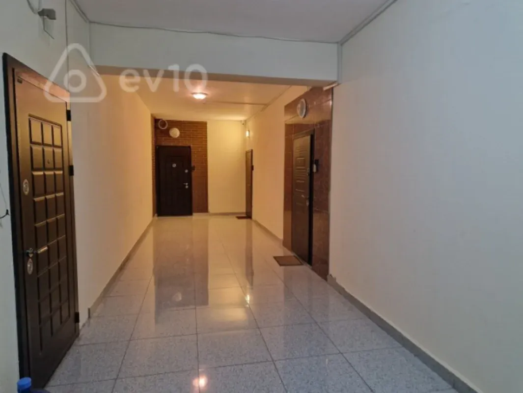 Kirayə verilir 2 otaqlı yeni tikili 70 m²