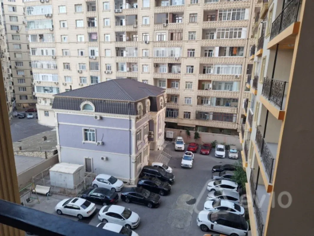 Kirayə verilir 2 otaqlı yeni tikili 70 m²