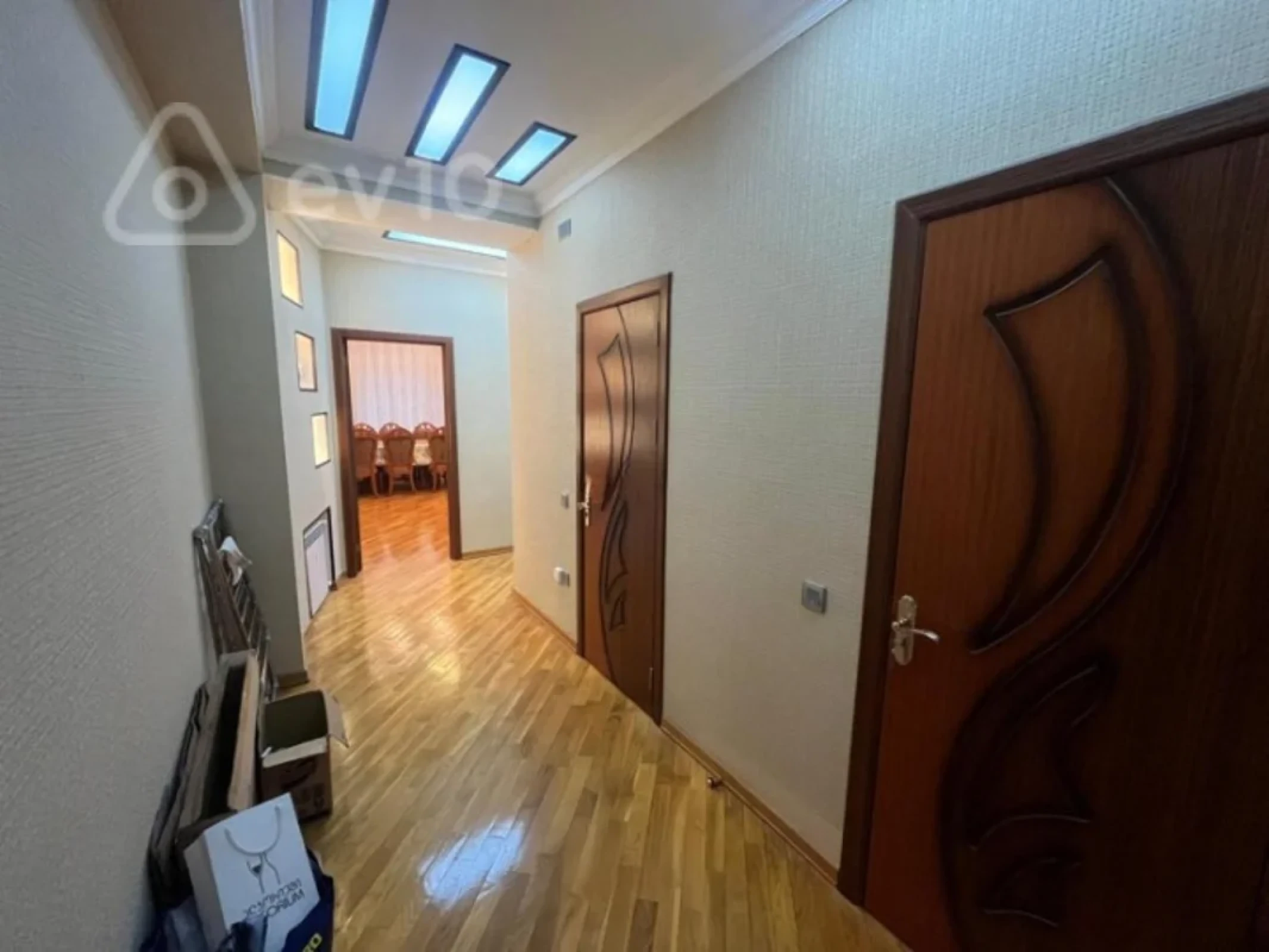 Kirayə verilir 2 otaqlı yeni tikili 85 m²