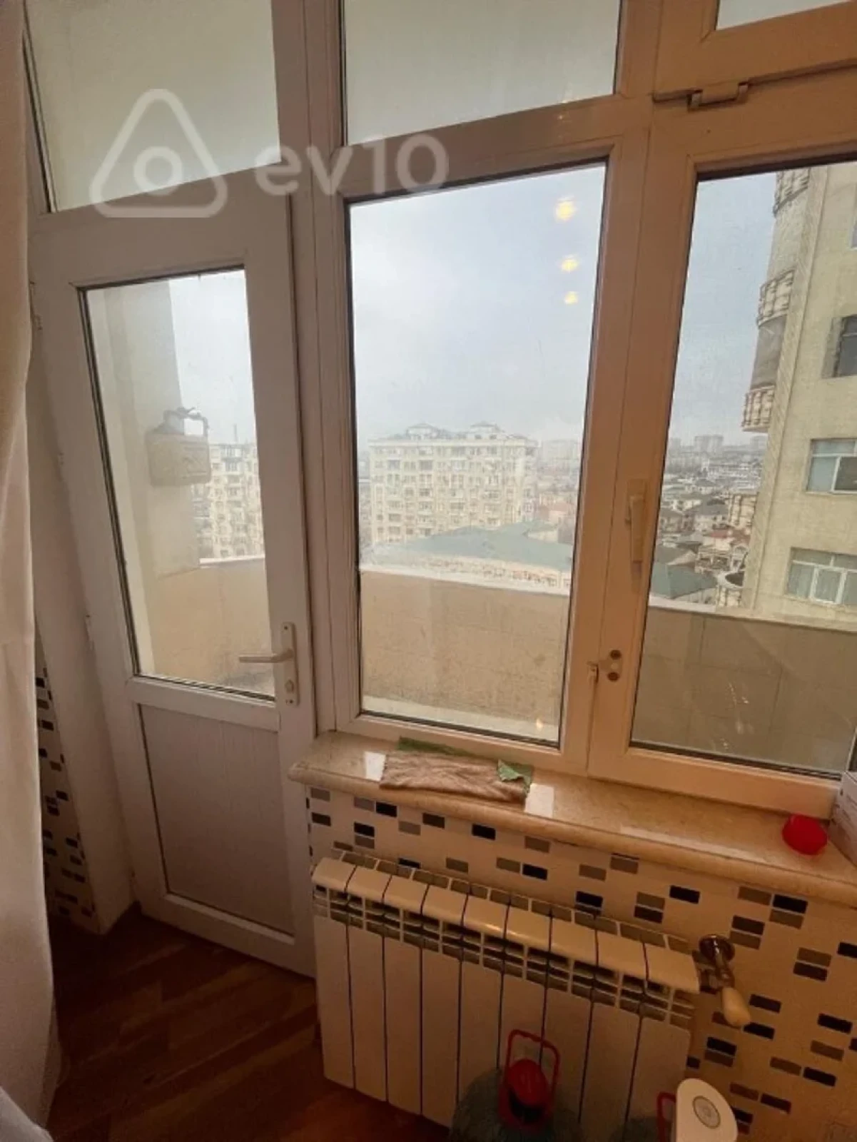 Kirayə verilir 2 otaqlı yeni tikili 85 m²