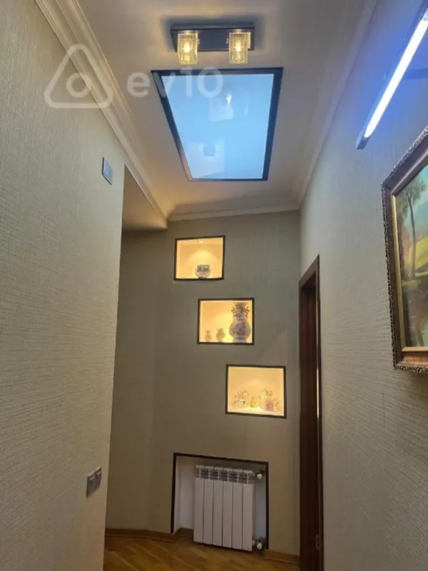 Kirayə verilir 2 otaqlı yeni tikili 85 m²