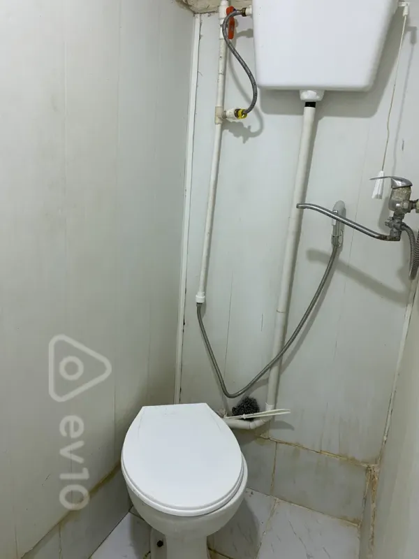 Kirayə verilir 2 otaqlı həyət evi 32 m²