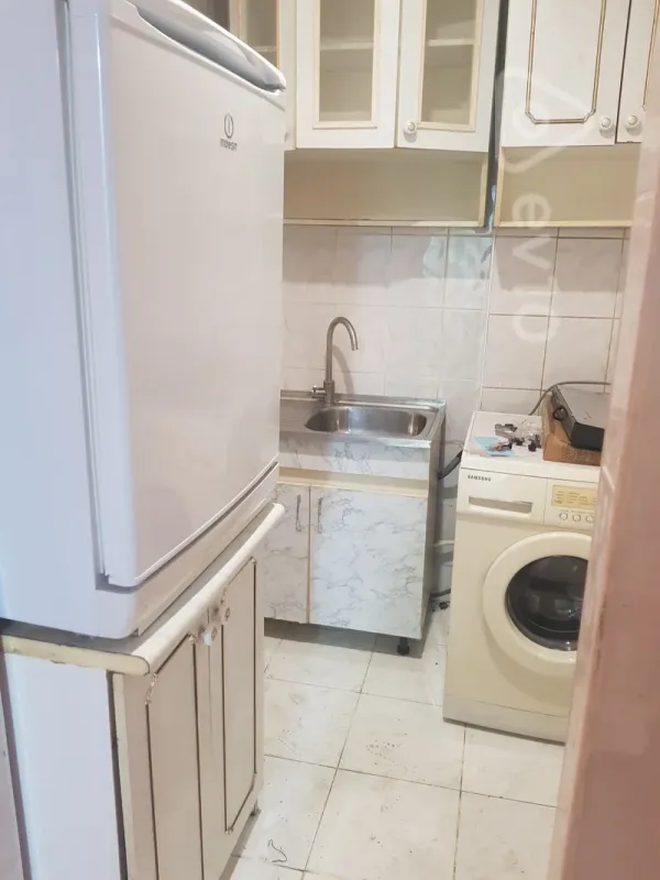 Kirayə verilir 2 otaqlı yeni tikili 50 m²