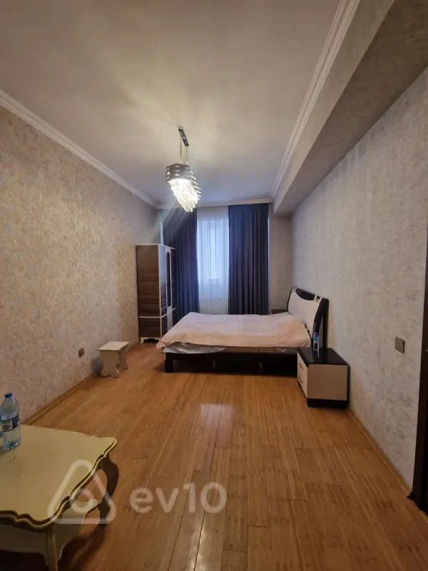 Satılır 1 otaqlı yeni tikili 44 m²