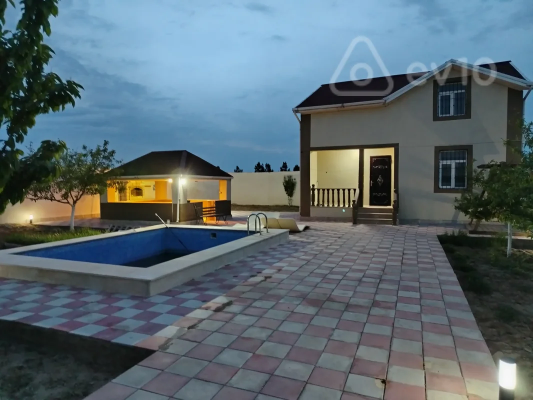 Kirayə verilir 3 otaqlı həyət evi 120 m²