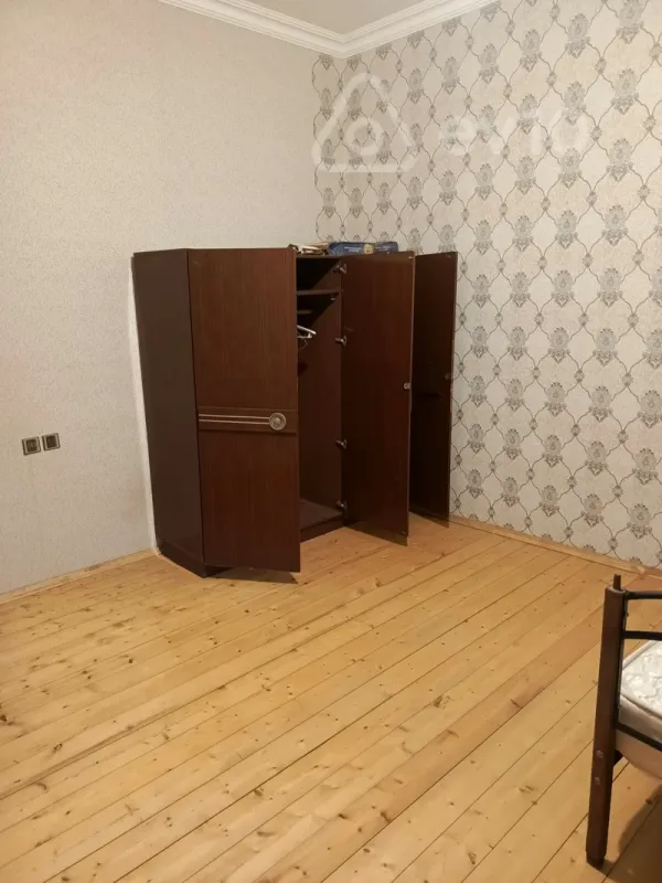 Kirayə verilir 4 otaqlı həyət evi 80 m²