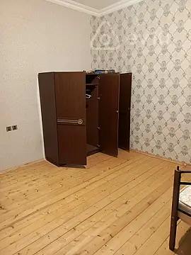 Kirayə verilir 4 otaqlı həyət evi 80 m²