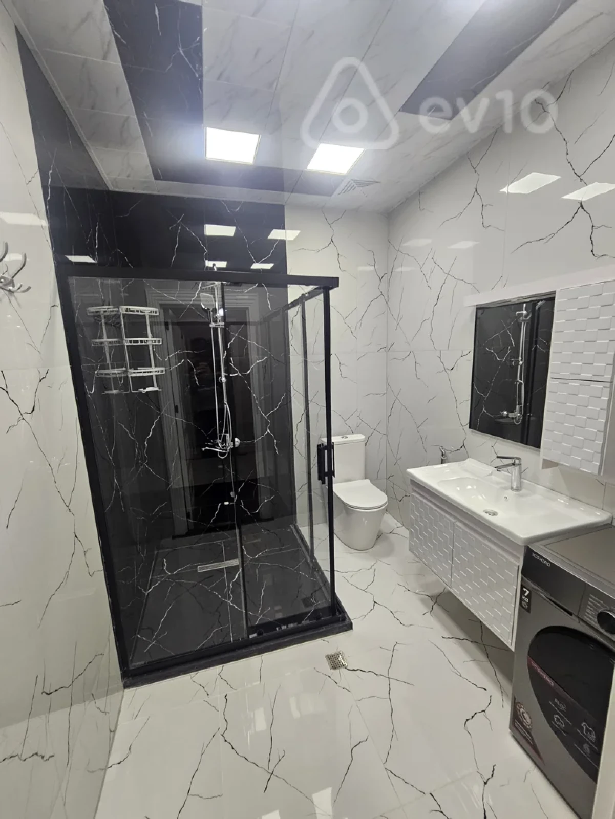 Satılır 2 otaqlı yeni tikili 68 m²