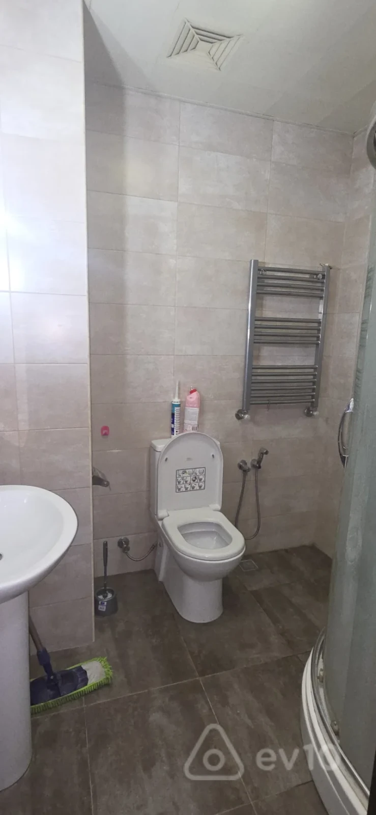 Kirayə verilir 2 otaqlı yeni tikili 70 m²