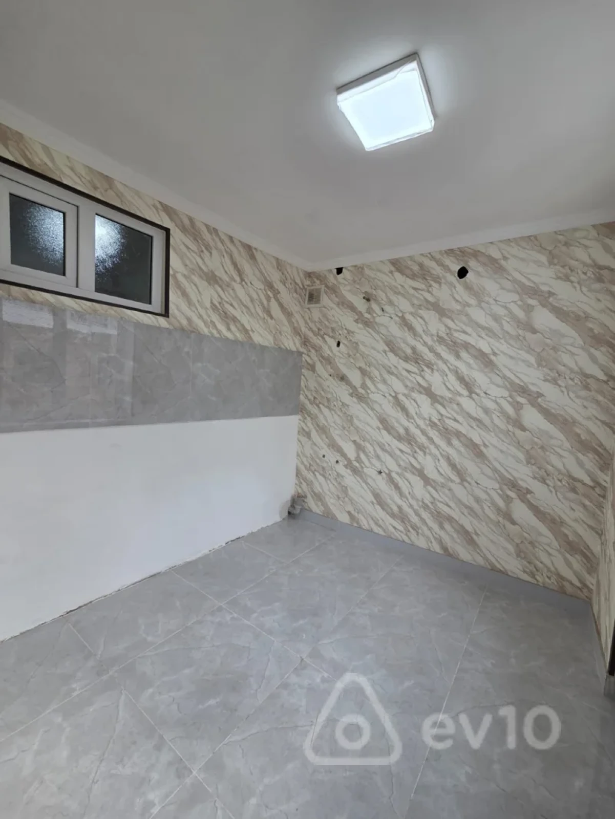 Satılır 3 otaqlı köhnə tikili 65 m²