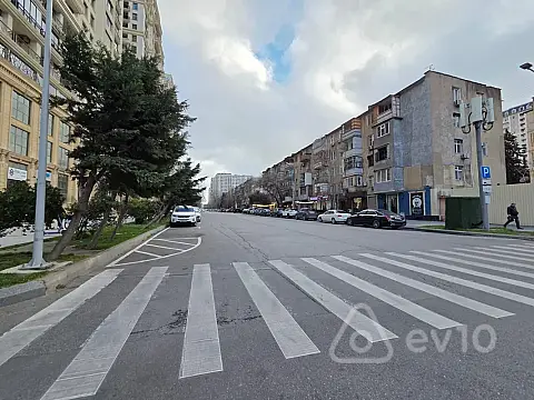 Satılır 3 otaqlı köhnə tikili 65 m² — Bakı, Yasamal 3 otaq 65.00 m²