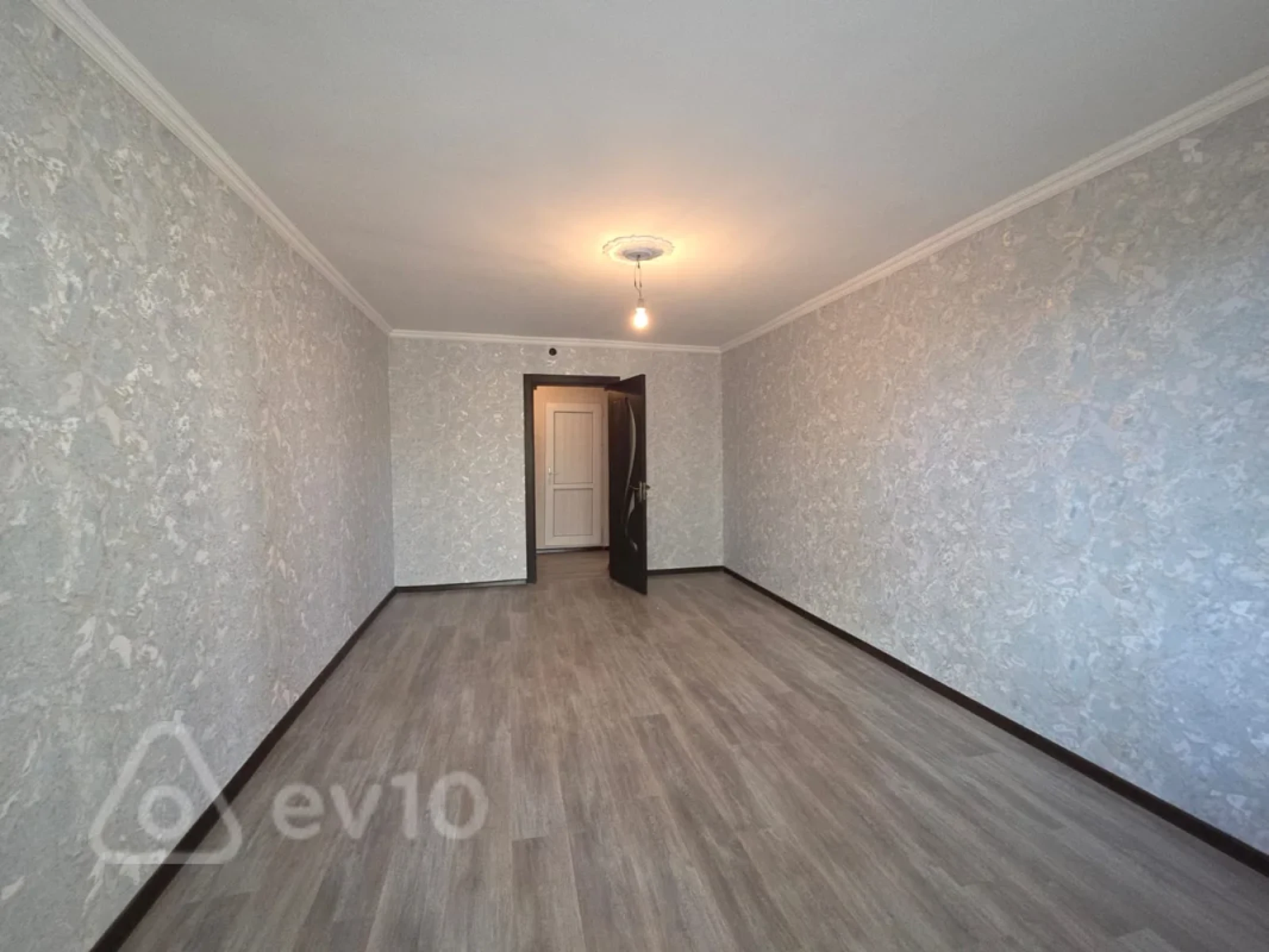 Satılır 3 otaqlı köhnə tikili 65 m²