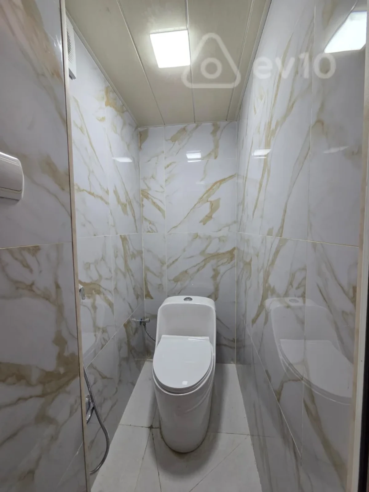 Satılır 3 otaqlı köhnə tikili 65 m²