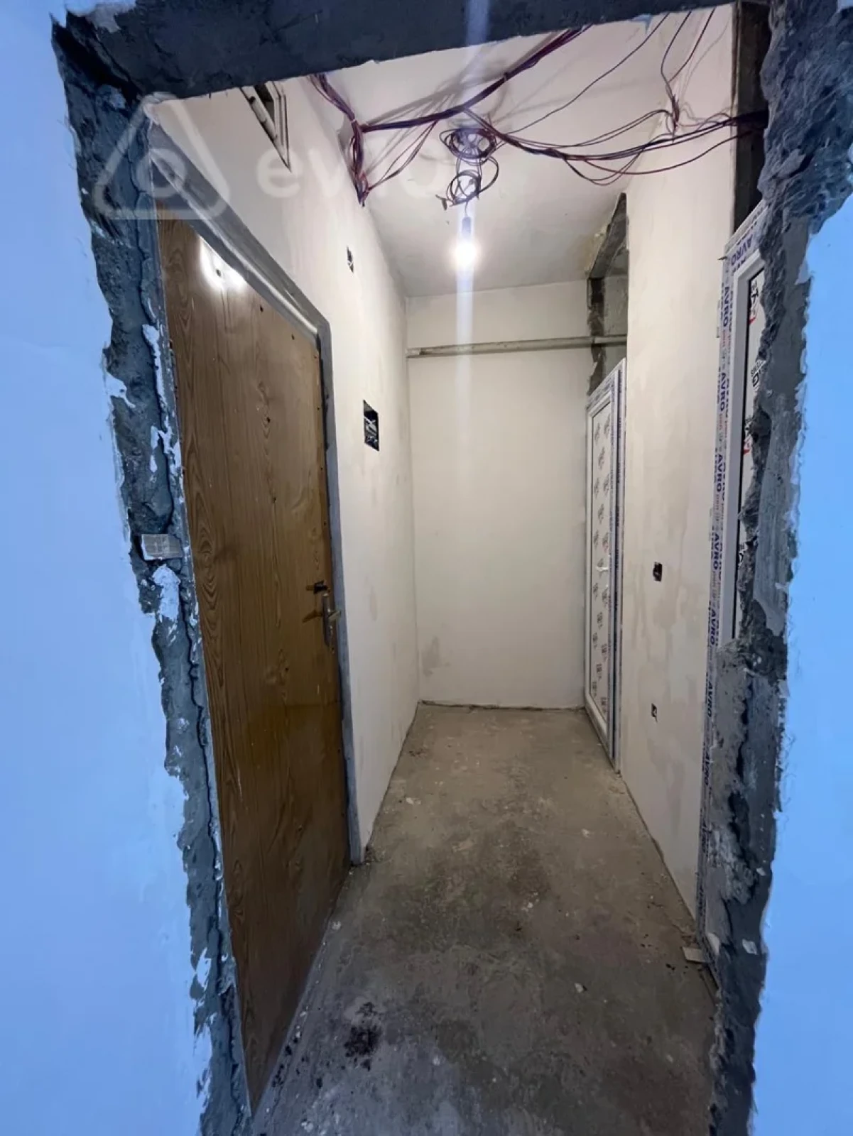 Satılır 1 otaqlı köhnə tikili 30 m²