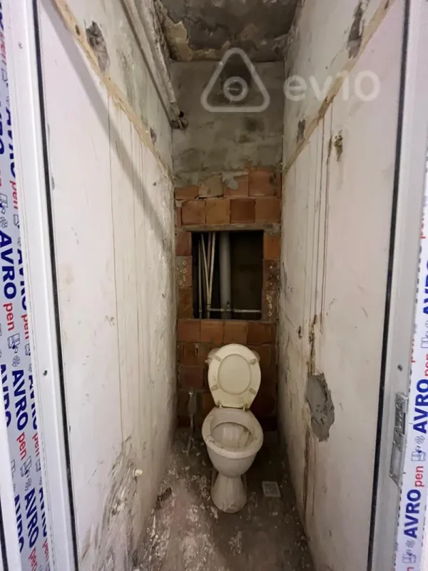 Satılır 1 otaqlı köhnə tikili 30 m²