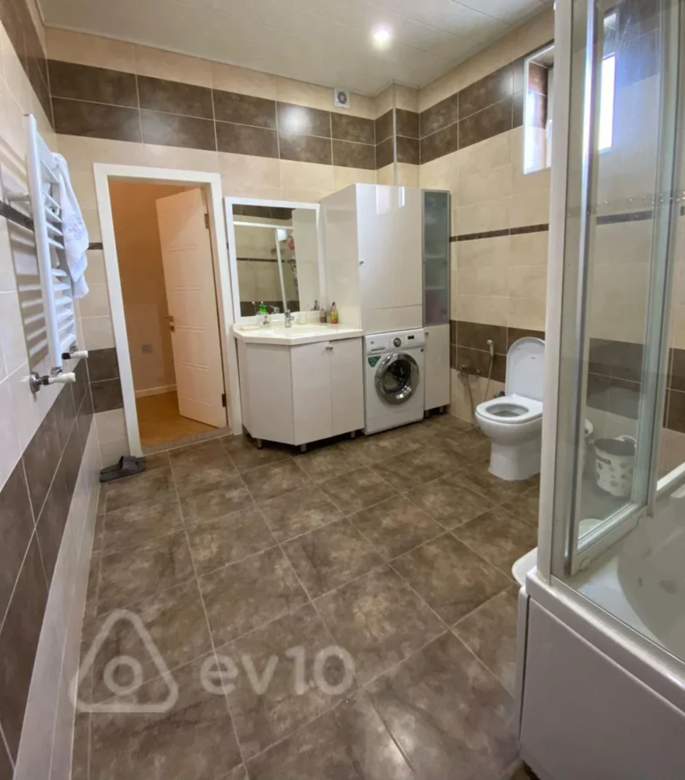 Kirayə verilir 6 otaqlı həyət evi 350 m²