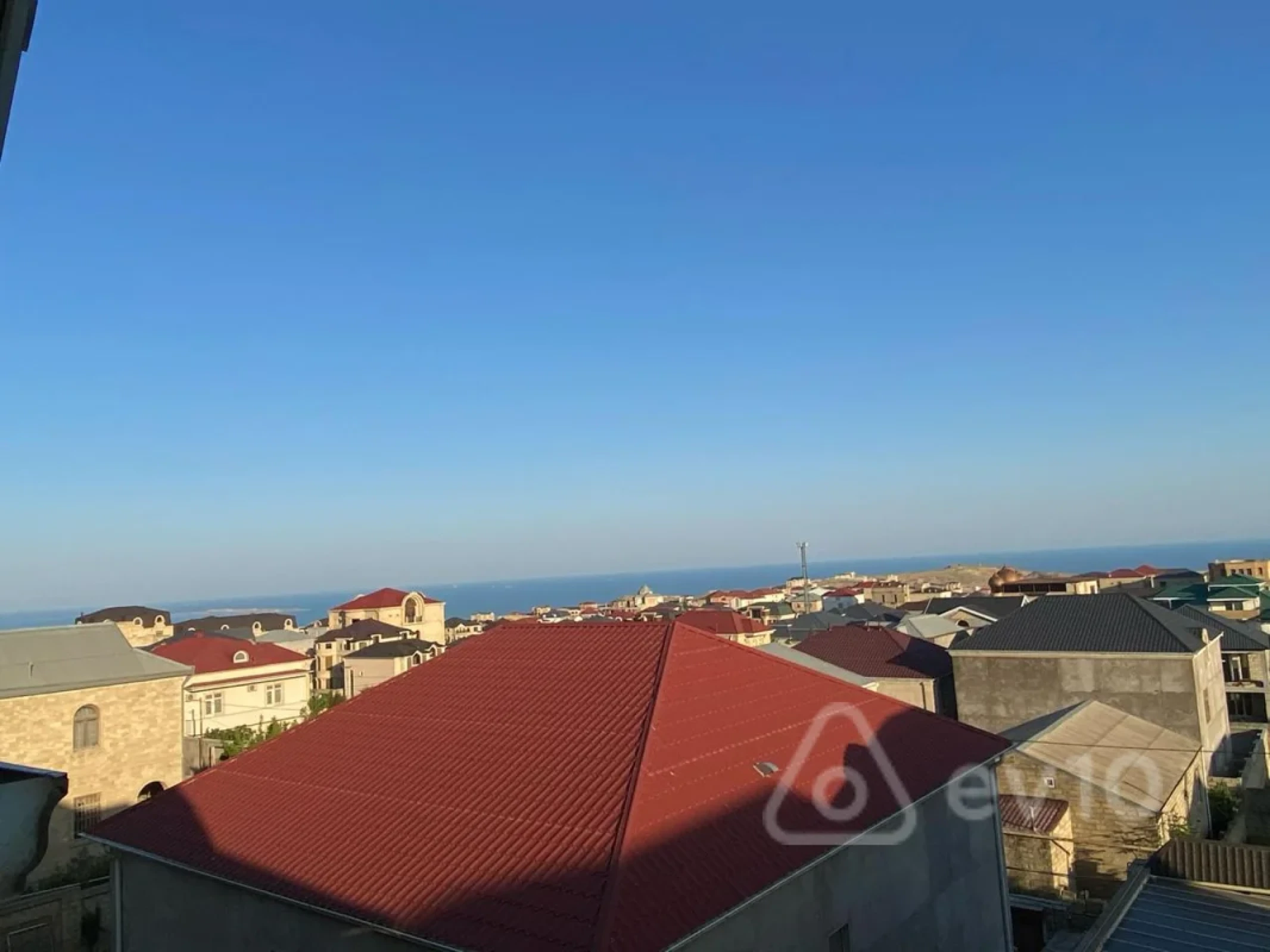 Kirayə verilir 6 otaqlı həyət evi 350 m²