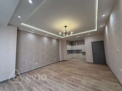 Satılır 2 otaqlı yeni tikili 92 m²
