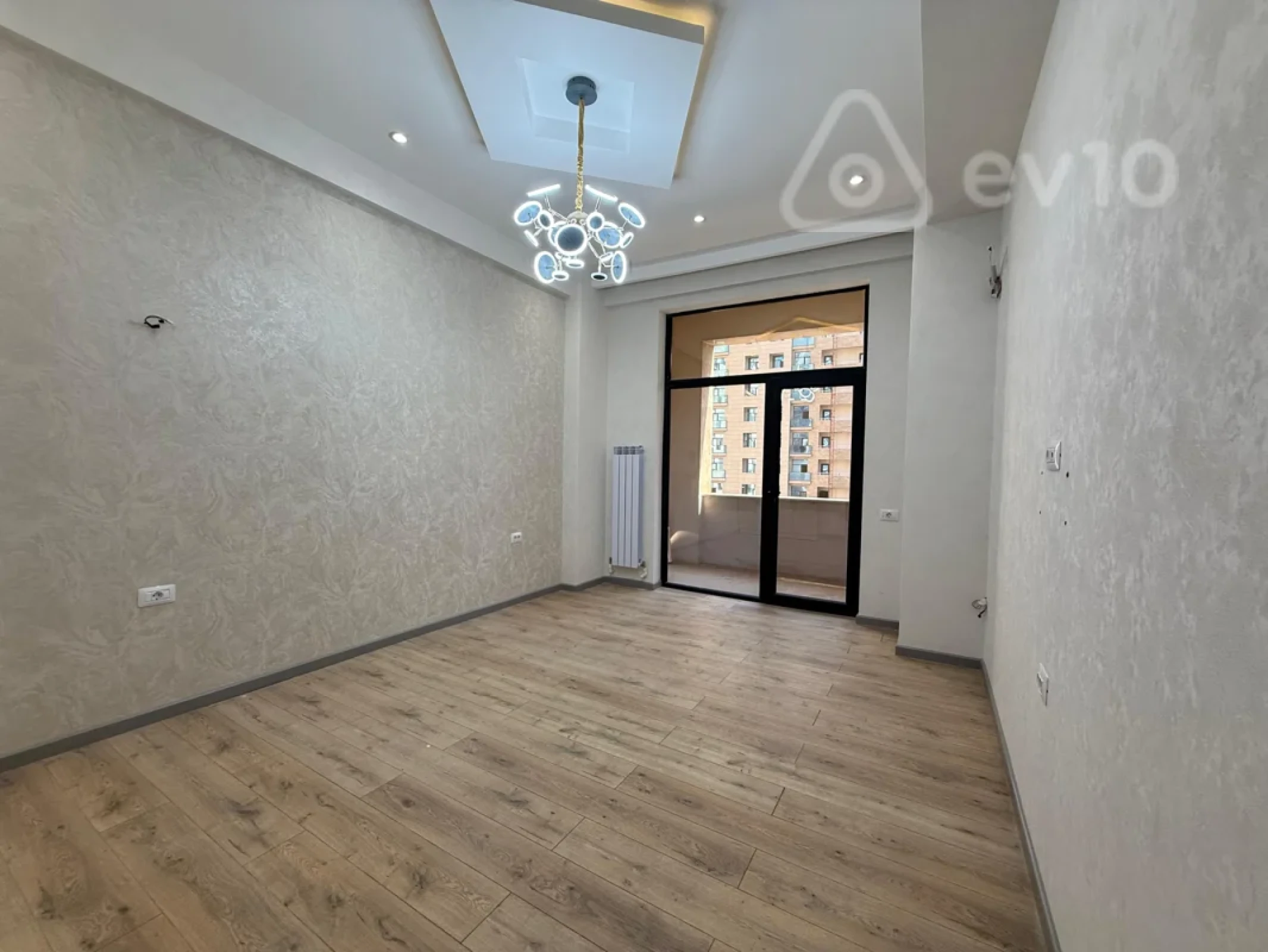 Satılır 2 otaqlı yeni tikili 92 m²