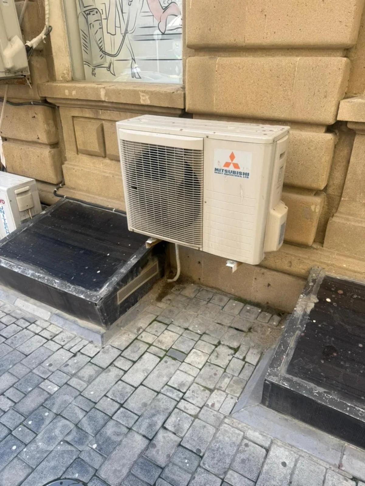 Kirayə verilir mənzil 150 m²