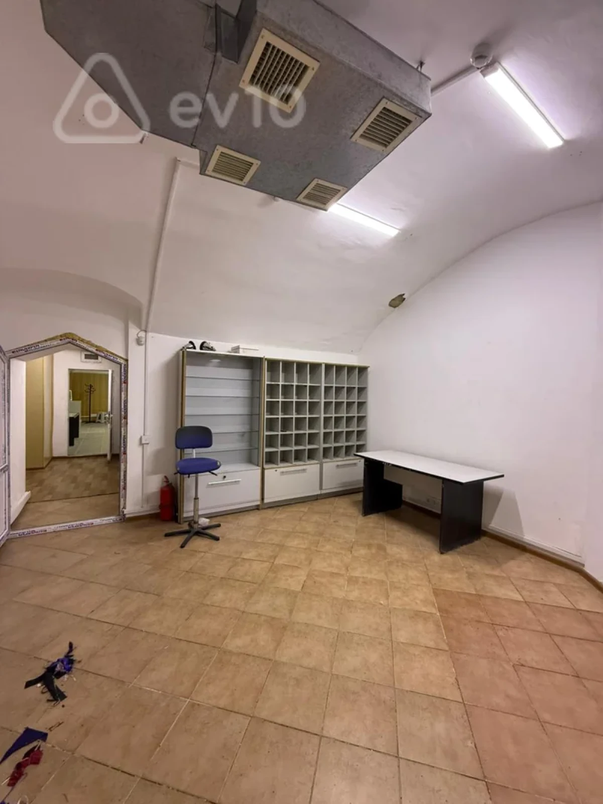 Satılır mənzil 150 m²