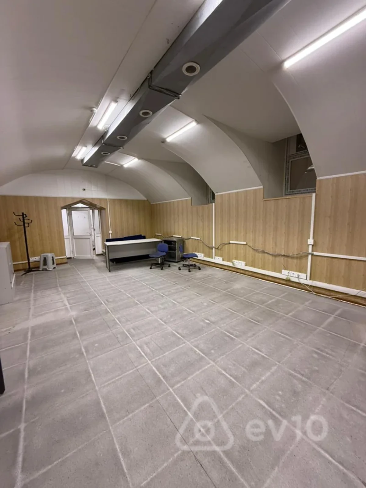 Satılır mənzil 150 m²