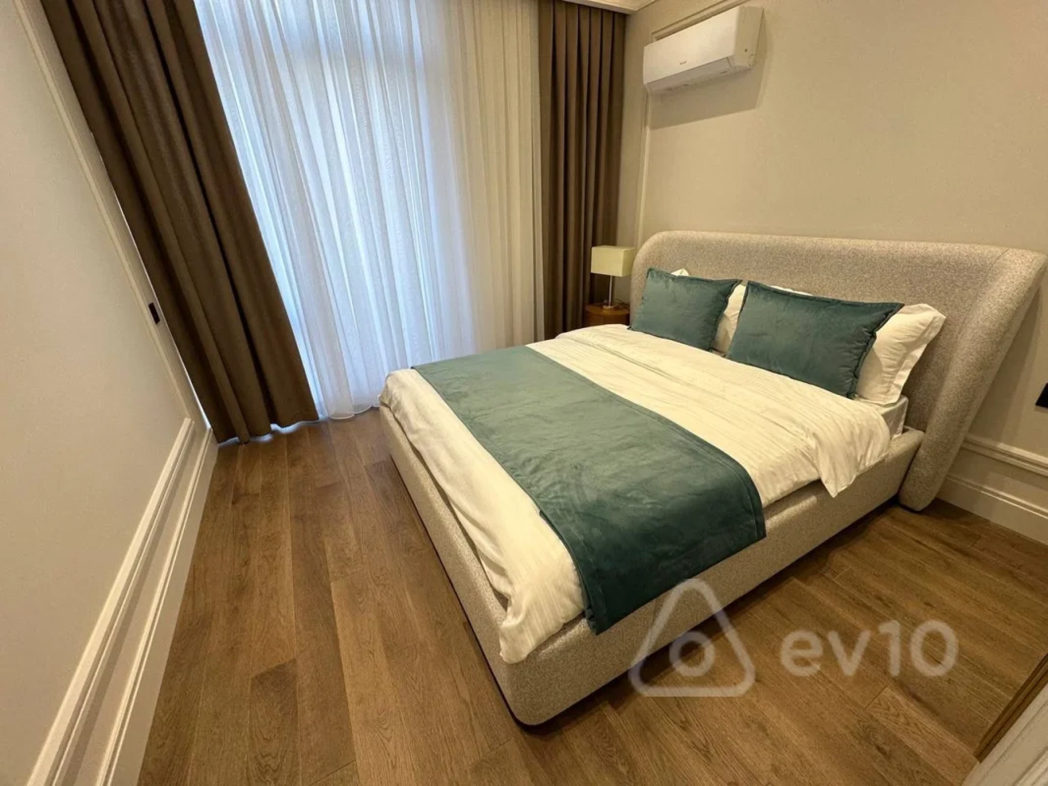 Satılır 3 otaqlı yeni tikili 124 m²