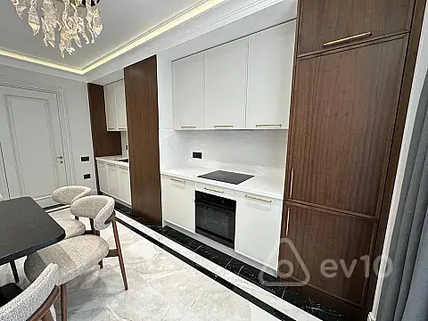 Satılır 3 otaqlı yeni tikili 124 m²