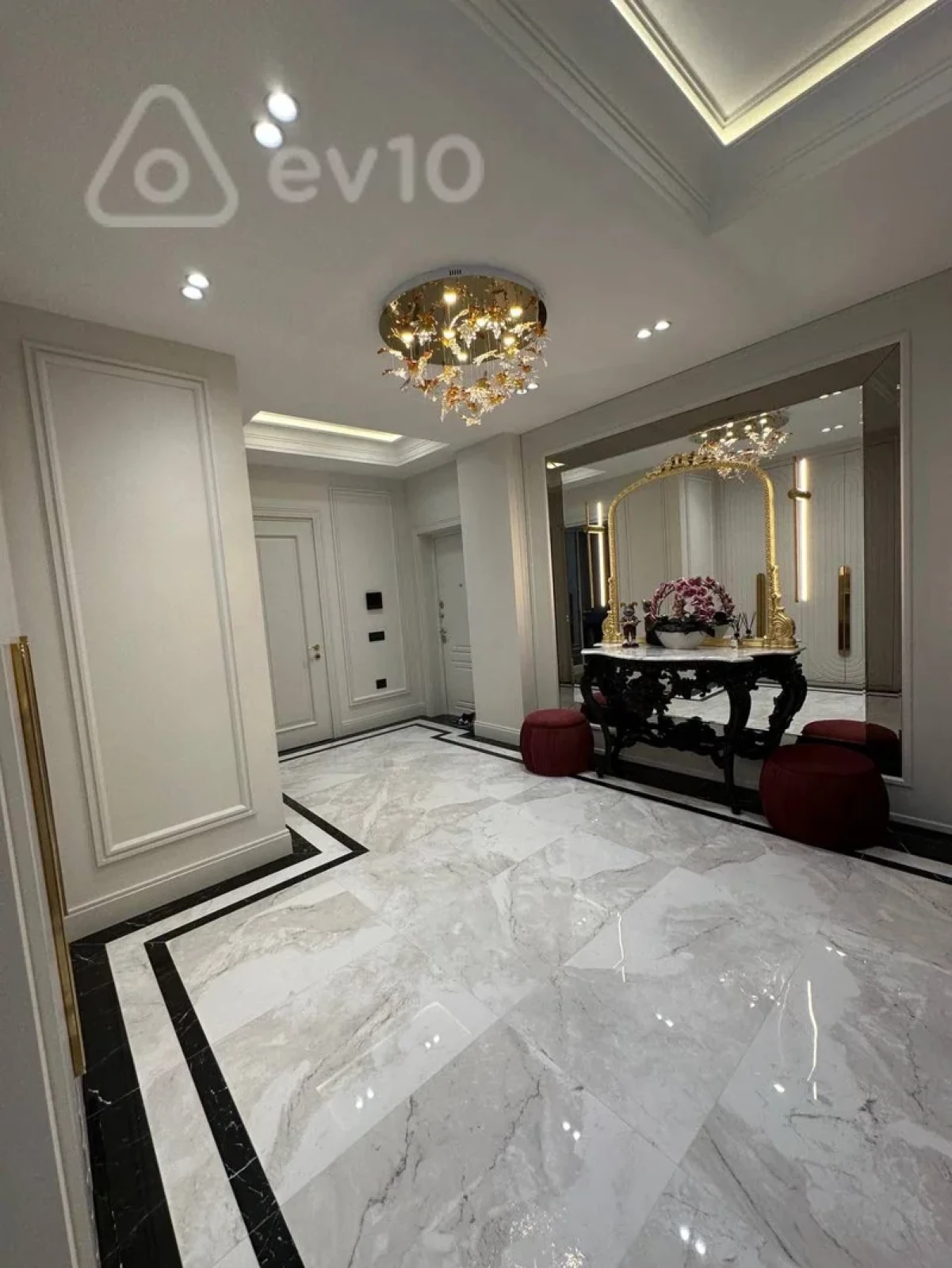 Satılır 3 otaqlı yeni tikili 124 m²