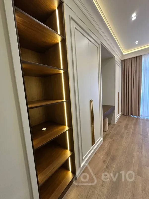 Satılır 3 otaqlı yeni tikili 124 m²