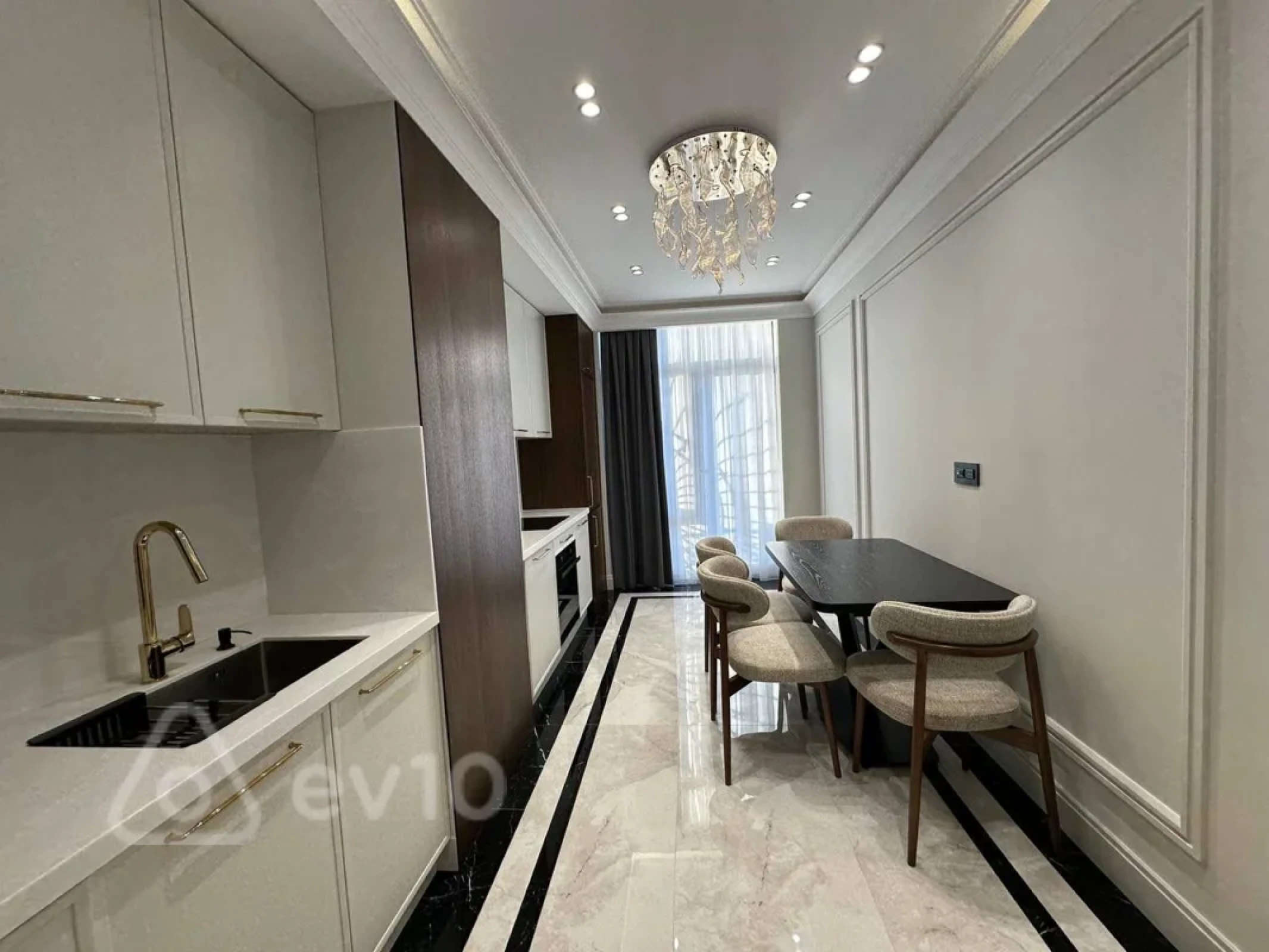 Satılır 3 otaqlı yeni tikili 124 m²