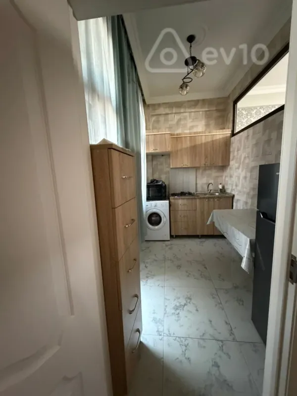 Kirayə verilir 2 otaqlı yeni tikili 50 m²